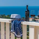 Lea Apartman